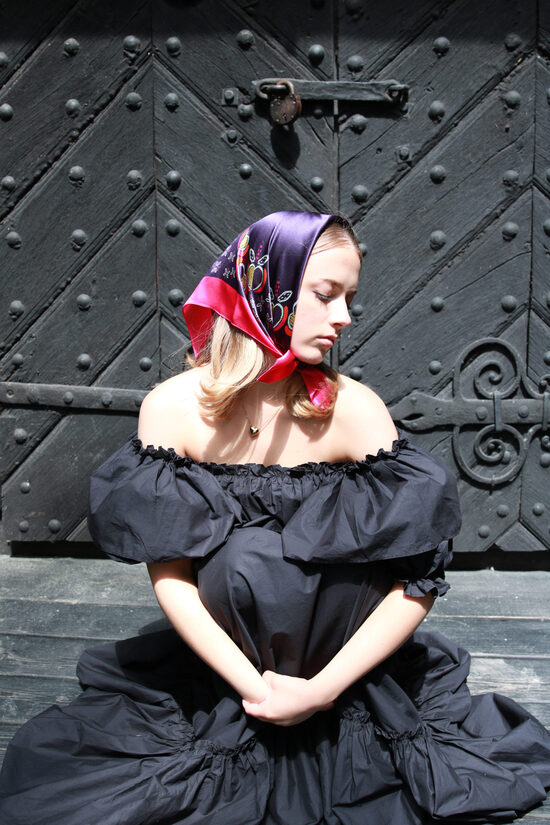 VIRGAS VAINAGA LAKATS.60x60cm