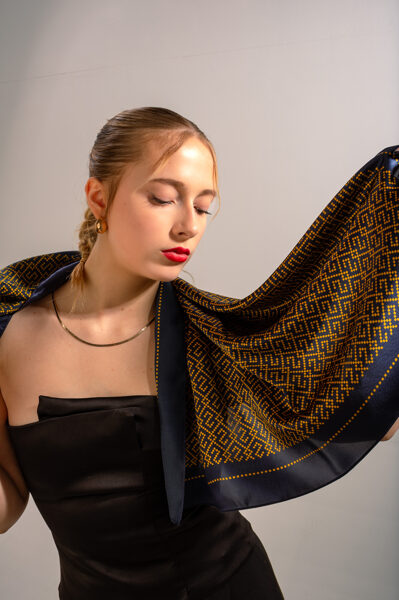 ZALKTIS_100X100CM_natural_silk